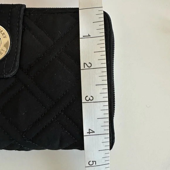 Vera Bradley Black Quilted Turn-Lock Zip Wallet - Picture 5 of 6